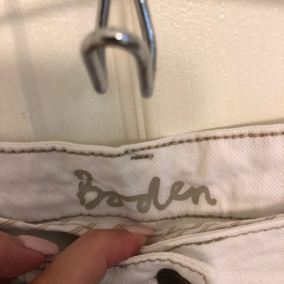📣HP📣 Boden White Capri Jeans Size 6P - Picture 6 of 8